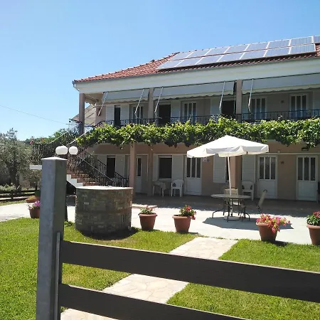 Velika Beach Rooms