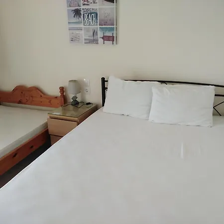 Velika Beach Rooms