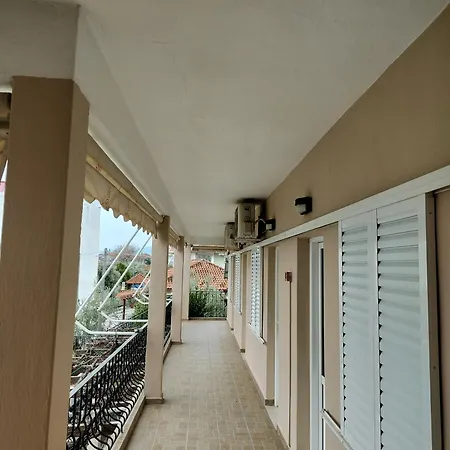 Velika Beach Rooms Apartmanhotel Velíka