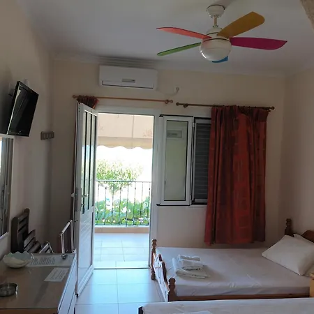 Apartmanhotel Velika Beach Rooms *